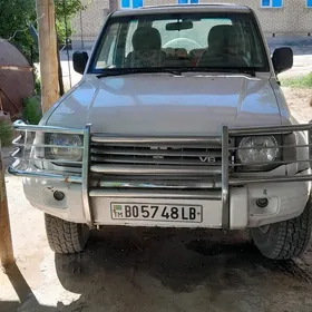 Mitsubishi Pajero 1994