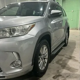 Toyota Highlander 2019