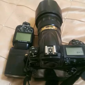 nikon
