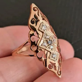 Taze yuzuk