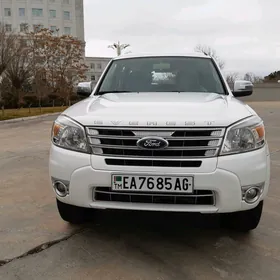 Ford Everest 2012