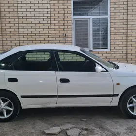 Toyota Carina 1998