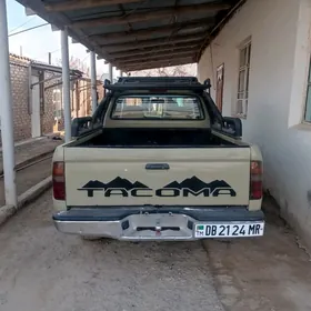 Toyota Tacoma 1999