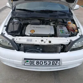 Opel Astra 2003