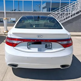Hyundai Azera 2012