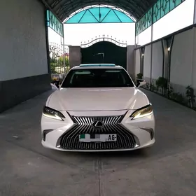 Lexus ES 350 2021