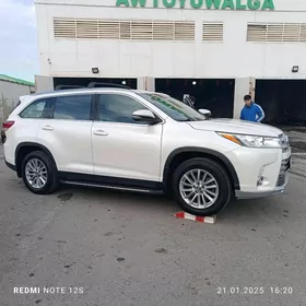 Toyota Highlander 2019