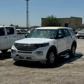 Ford Explorer 2021