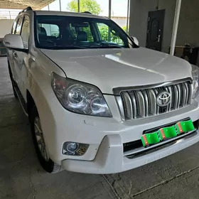 Toyota Land Cruiser Prado 2012