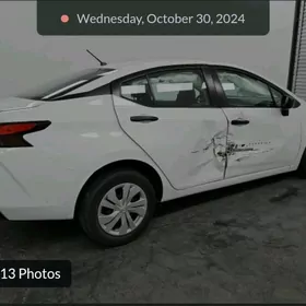 Nissan Versa 2021