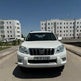 Toyota Land Cruiser Prado 2010