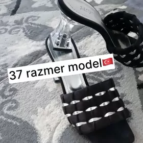 Kôwüş