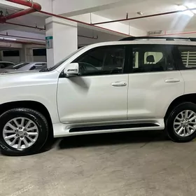 Toyota Land Cruiser Prado 2021