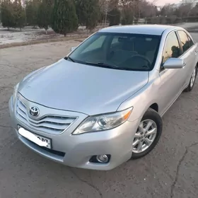 Toyota Camry 2010