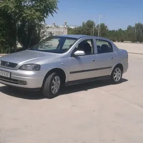 Opel Astra 2003