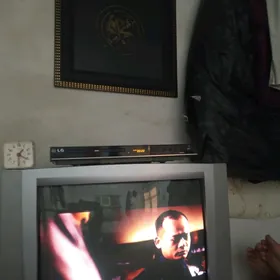 LG. Двиди