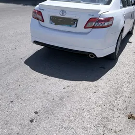 Toyota Camry 2010