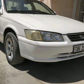 Toyota Camry 1997