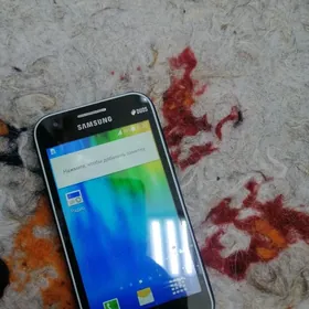Samsung J 1