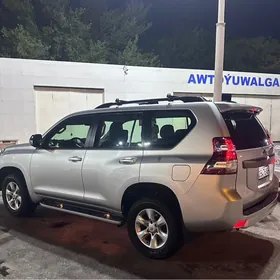 Toyota Land Cruiser Prado 2010