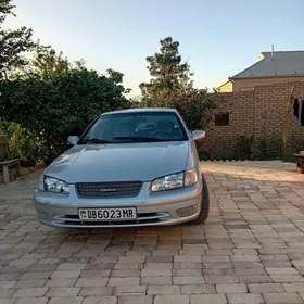 Toyota Camry 1999