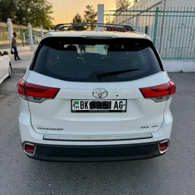 Toyota Highlander 2017