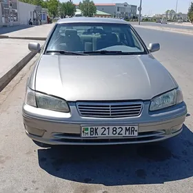 Toyota Camry 2001