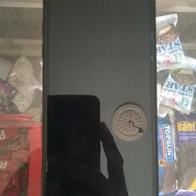 Samsung j8