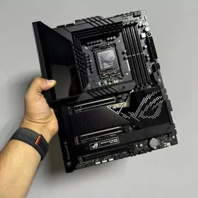ASUS Z690 MAXIMUS HERO DDR5