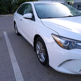 Toyota Camry 2015