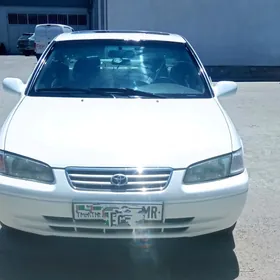 Toyota Camry 1998