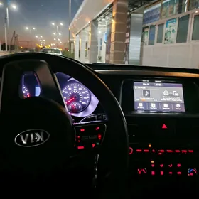 Kia Optima 2020