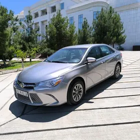 Toyota Camry 2015