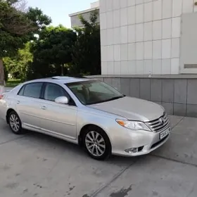 Toyota Avalon 2011