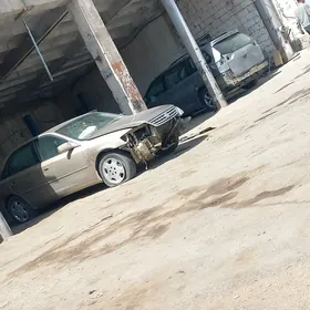 Toyota Avalon 2000
