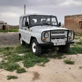 UAZ 469 2001