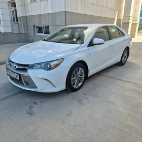 Toyota Camry 2016