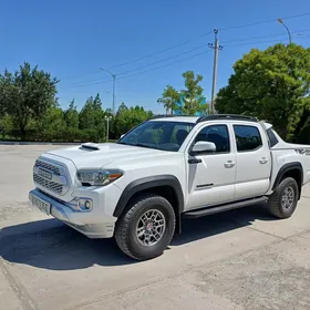 Toyota Tacoma 2021