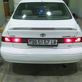 Toyota Camry 1999