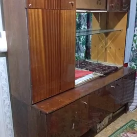şkaf