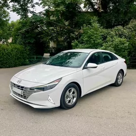 Hyundai Elantra 2021