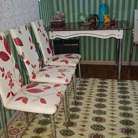 стол кухонный