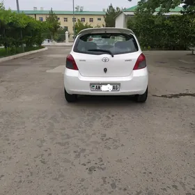 Toyota Yaris 2008