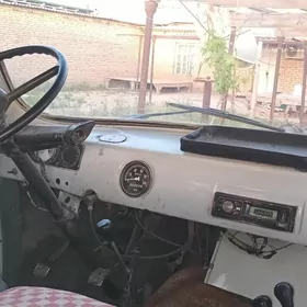 UAZ 452 1981