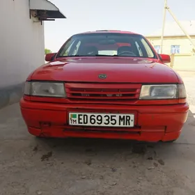Opel Vectra 1989