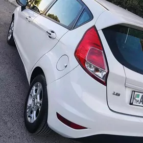Ford Fiesta 2013