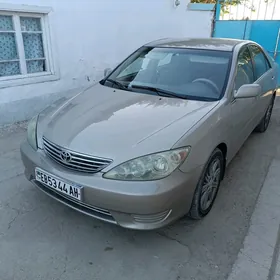 Toyota Camry 2005