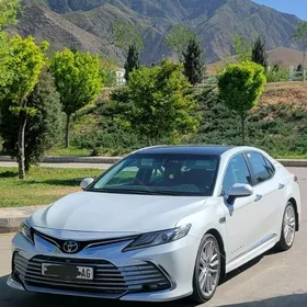 Toyota Camry 2018