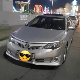 Toyota Camry 2013