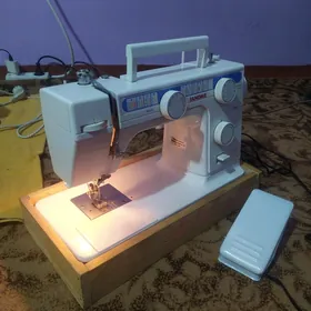 janome